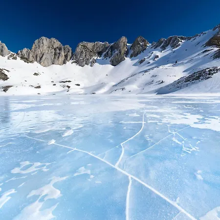 Narnia By Bevalle Apartment